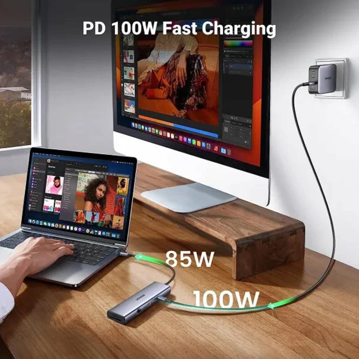 ugreen_usb-c_multifunction_adapter_9-in-1_for_macbook_pro_type-c_laptops_0001_layer_32